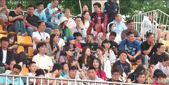 0-1扬州 徐州2-1连云港 苏超最新积分榜如下PG电子麻将胡了2模拟器随着镇江0-2宿迁 常州(图3)